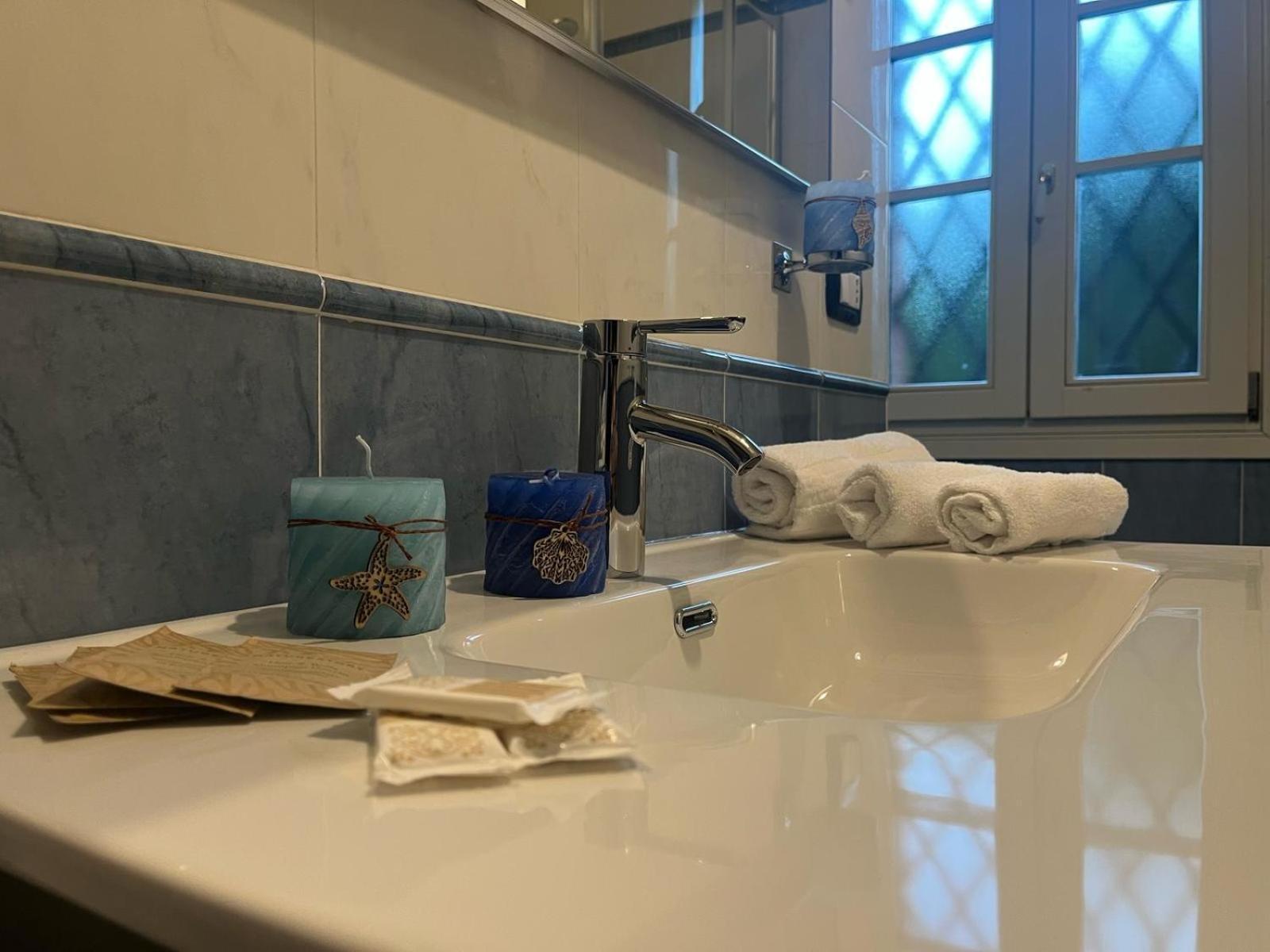 Saragozza Flat & Secret Garden Apartment Bologna Ngoại thất bức ảnh